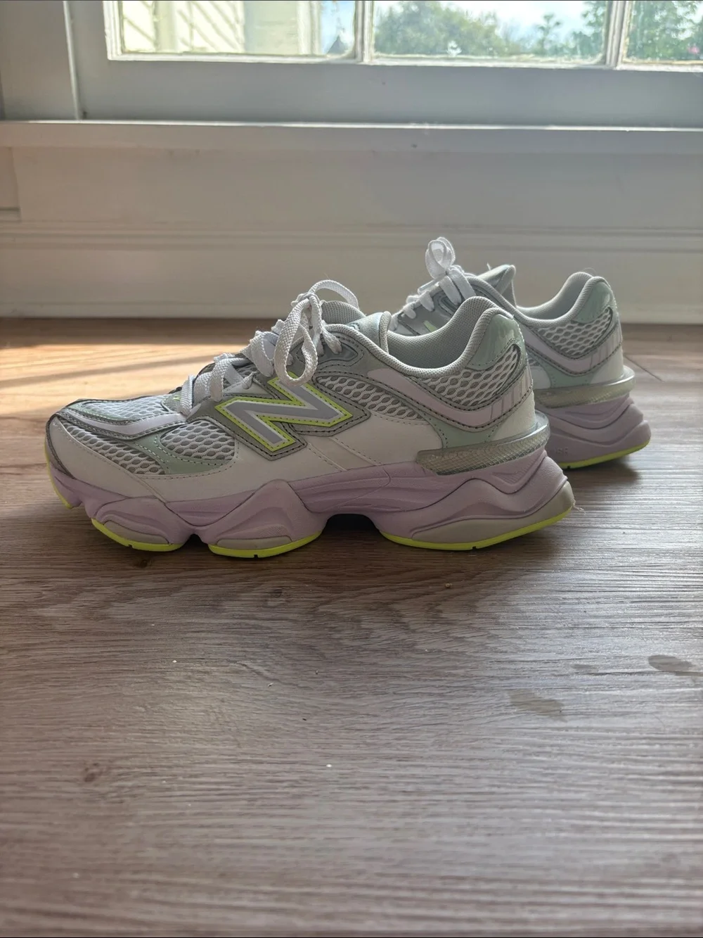 New Balance Women's White Lavender and Lime Accent Running Sneakers - Picture 1 of 4